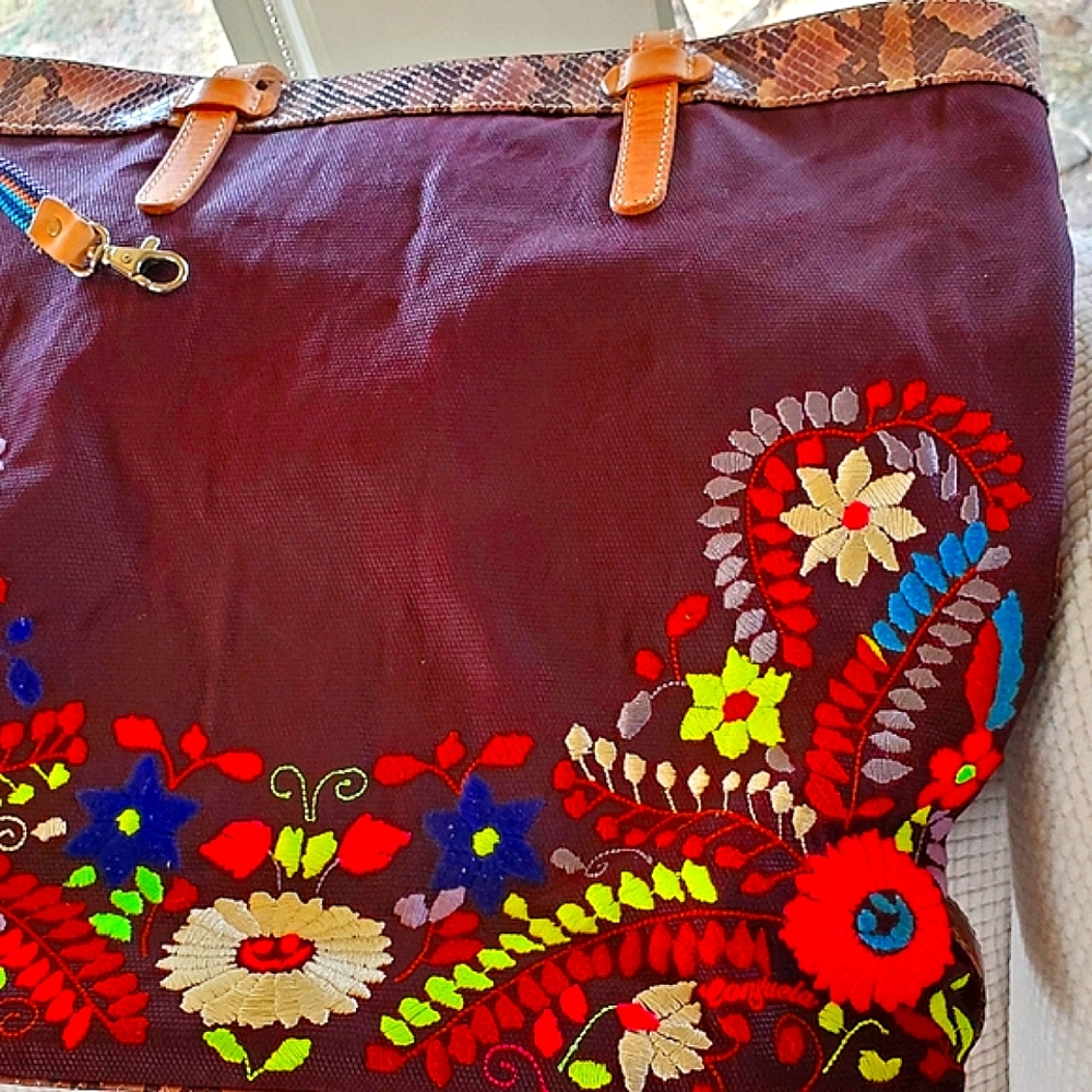 Consuela slim tote bag